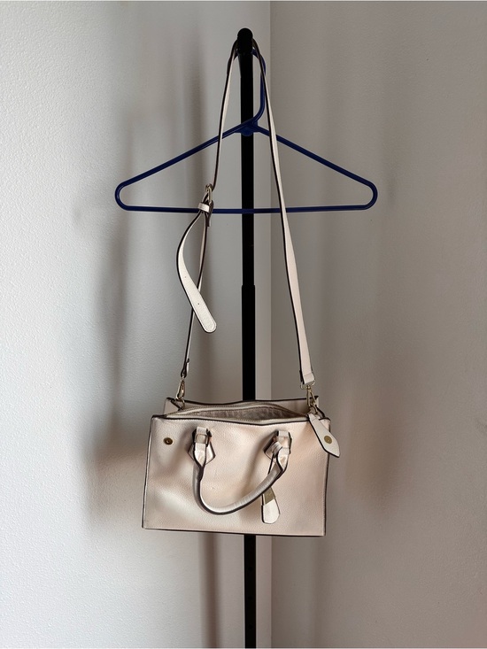 Charming Charlie Handbags - Charming Charlie white purse